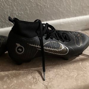 Nike Mercurial Superfly Soccer Cleats Size 1.5Y